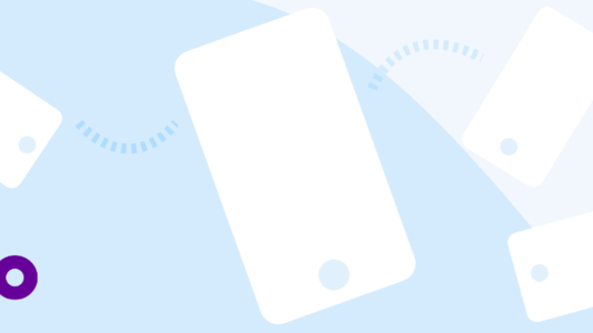 Logomarca da Vivo, quatro desenhos de aparelhos de celular que fazem analogia às 4 linhas no fundo azul